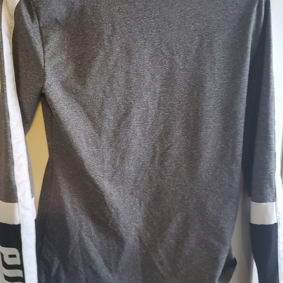 Pink sweater 💗 - Picture 3 of 3